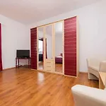 In - Insel Krk 13606 Apartamento Vrbnik (Primorje-Gorski Kotar)